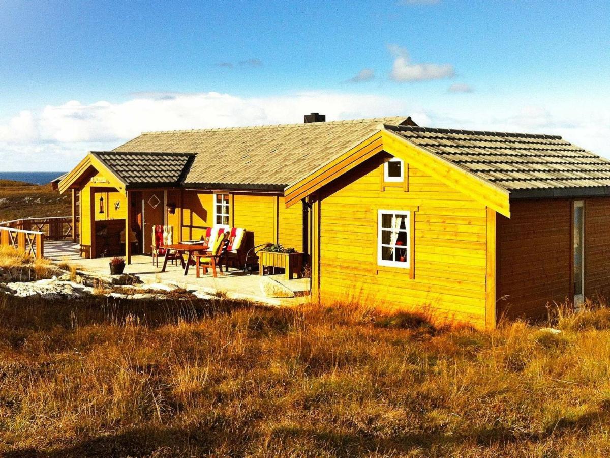 Three-Bedroom Holiday Home In Dyrvik Tuvnes Eksteriør bilde