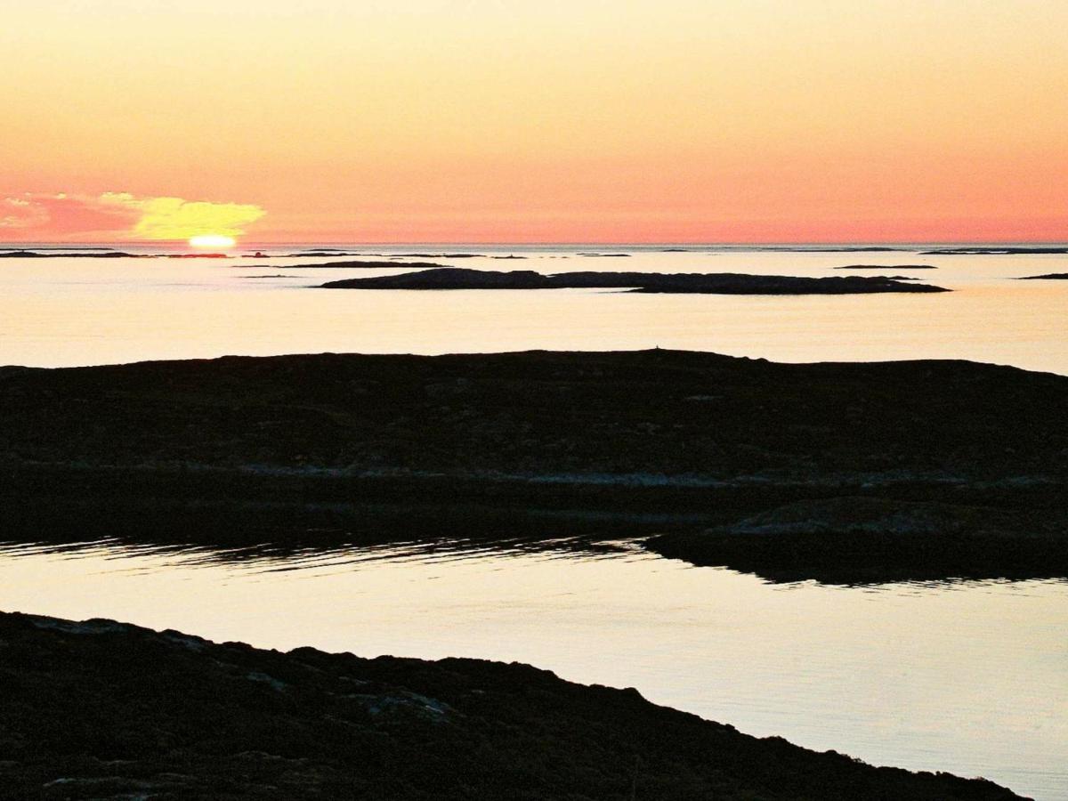 Three-Bedroom Holiday Home In Dyrvik Tuvnes Rom bilde