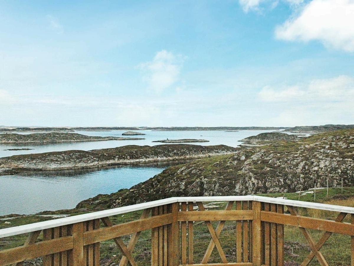 Three-Bedroom Holiday Home In Dyrvik Tuvnes Rom bilde